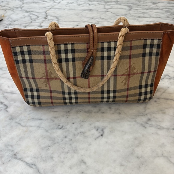Burberry handbag - Picture 13 of 16